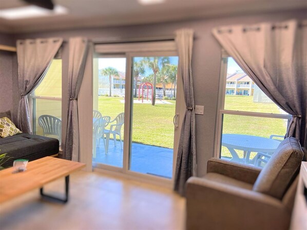 Condo, 1 King Bed (6 D, One Bedroom Condo) | Interior - 6 D, One Bedroom Condo (Destin)