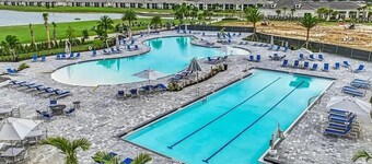 Luxe 3-Bed Condo in Babcock National Golf & Country Club with Golf Membership