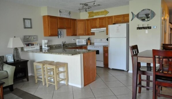 Apartment, 1 King-Bett (9B, Hook, Line & Sunshine) | Eigene Küche