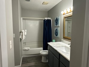 Condo, 1 King Bed (9A, Resting Beach Face) | Bathroom