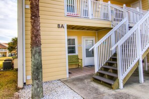 Apartment, 1 King-Bett (Settle on the Sand) | Aussenbereich