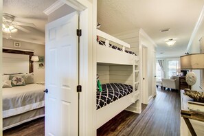 Apartment, 1 King-Bett (Settle on the Sand)