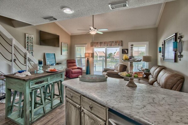 Private kitchen - Southern Charm on the Gulf (Miramar Beach)