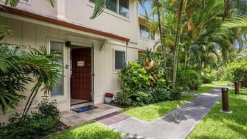 Condo, Multiple Beds (Keauhou Kona Surf & Racquet Club Town) | Property grounds
