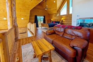 TV connectée, cheminée, table de tennis de table