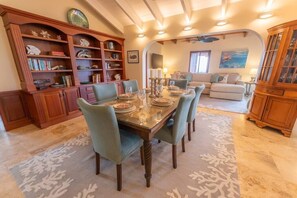 Dining - Rare opportunity Spacious Property with Ocean View (Cruz Bay)
