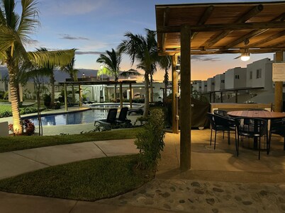 1537 Casa Las Conchas