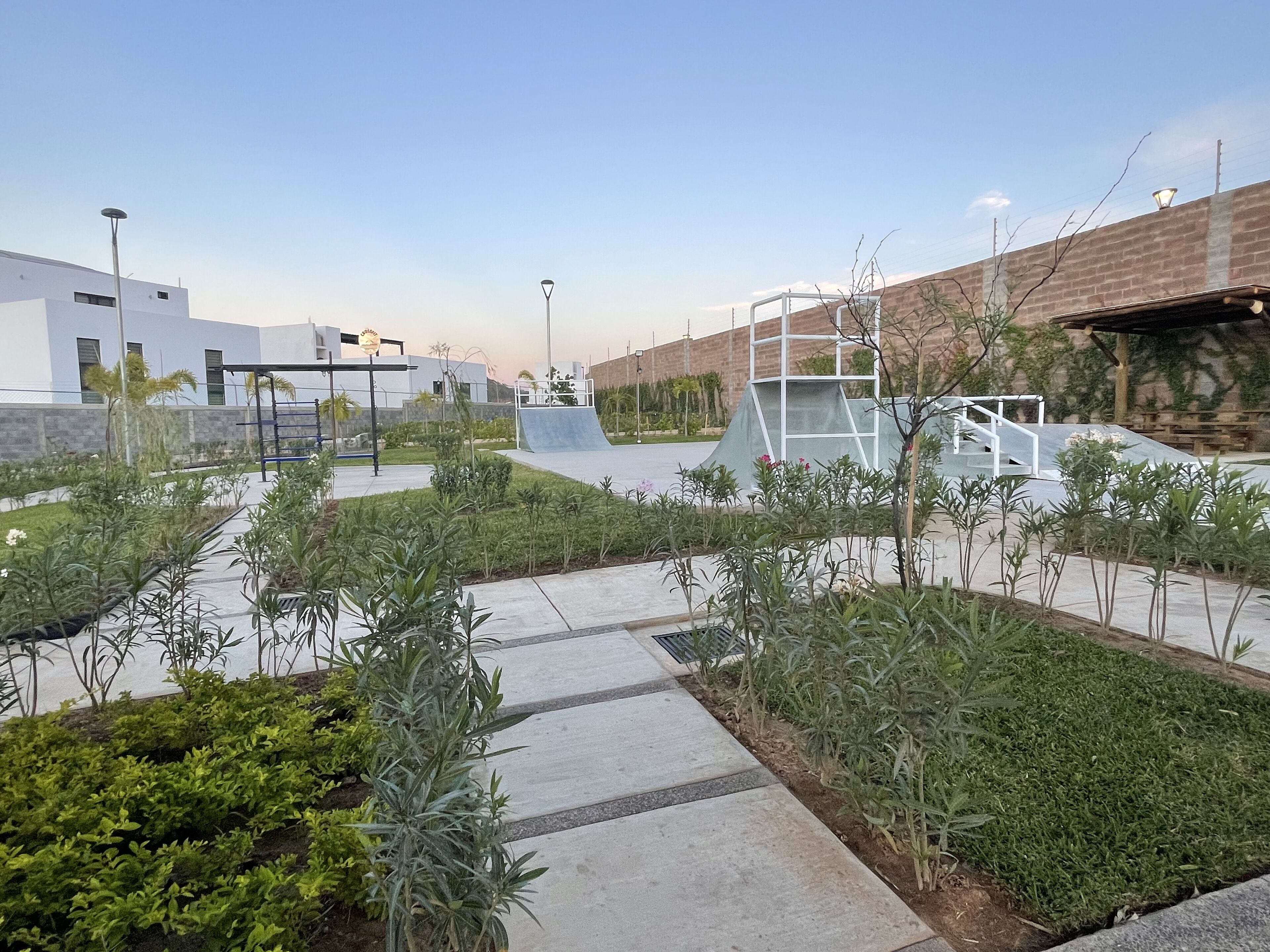 Children’s play area – outdoor