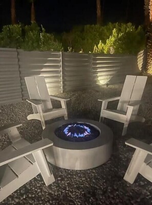 Terrace/patio - Mid-Century Modern Gem House (Palm Springs)