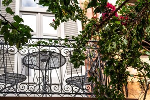 Kahden hengen gallery-huone, kaupunkinäköala | Ylelliset vuodevaatteet, untuvapeitot, yksilöllisesti sisustettu
