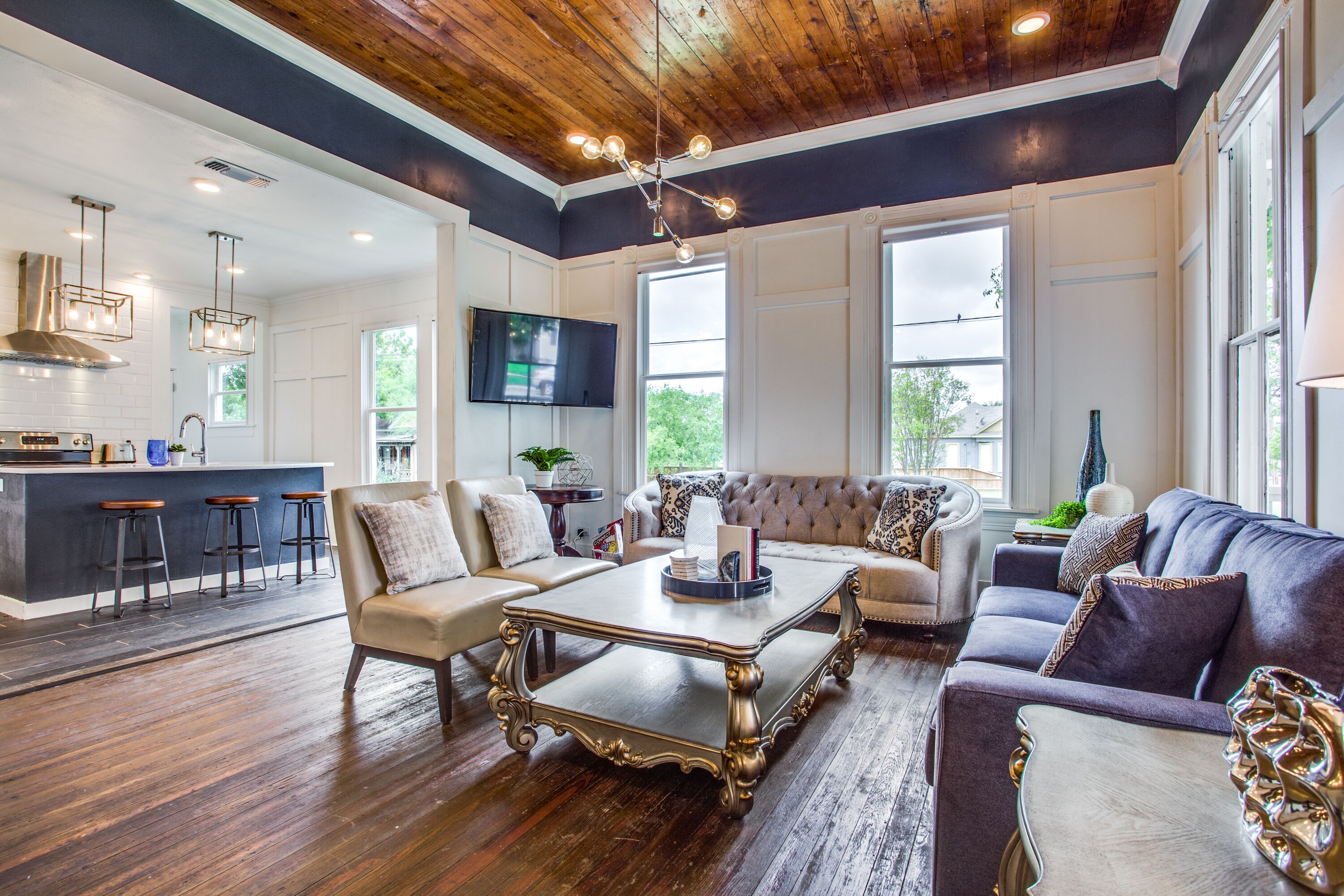 Dawson Estate - less than 1 mile to Alamo - AMAZING completely remodeled home