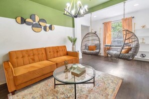 Living area - Cute, Cozy & Convenient! (Houston)