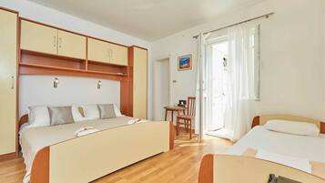 1 chambre, Wi-Fi gratuit, draps fournis