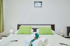 1 bedroom, free WiFi, bed sheets