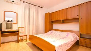 1 habitación, wifi gratis y ropa de cama