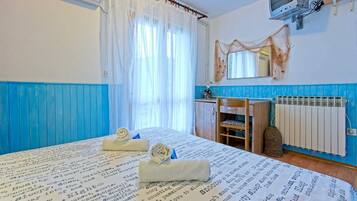 1 bedroom, free WiFi, bed sheets