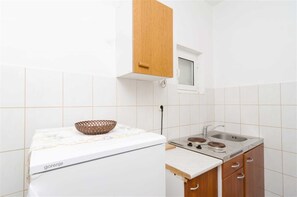Fridge, stovetop, cookware/dishes/utensils, dining tables - #GUESTHOUSESOBRA Double room!A/C & shared kitchen S4 (Mljet)