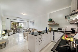 Apartment, 1 Bedroom, Balcony | Interior - Be my Guest Flat With Pool Acess (Lagoa)