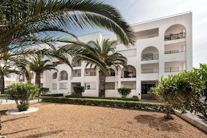 Apartamento, 1 quarto, sacada | Fachada