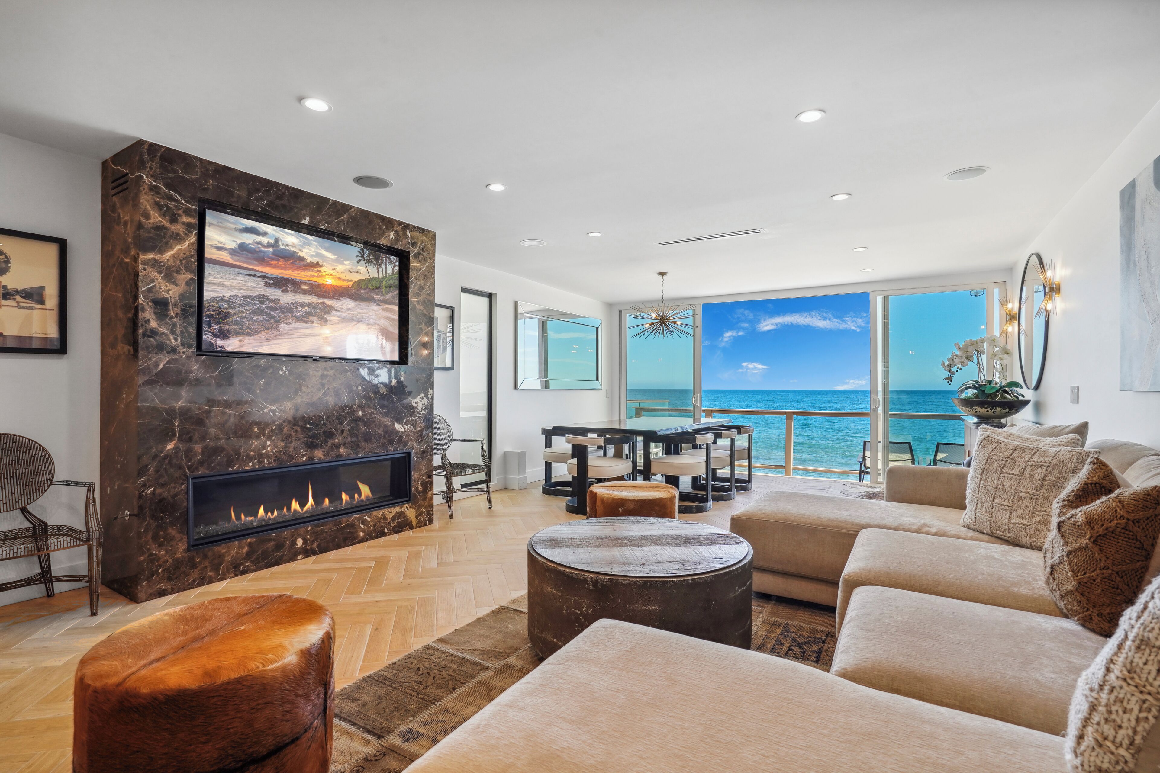 Malibu Beach Front Entire Home!