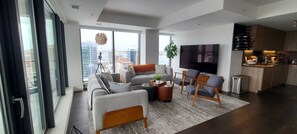 Téléviseur connecté, écran d’ordinateur