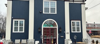 All New Studio apartment in center of town