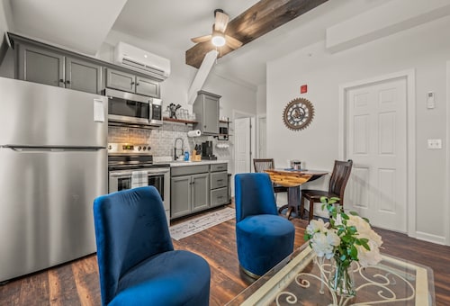 Seasons Hospitality offers all new 1Br with tons of charm