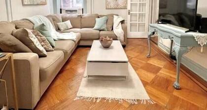 Cozy 1-bedroom apartment with WiFi, AC in welcoming Brooklyn