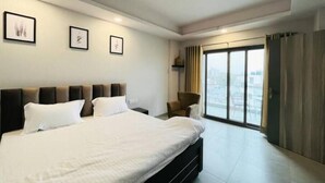 3 bedrooms - Azalea 501 3BHK Modern Loft (Jaipur)