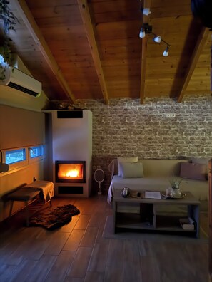 Interior - The countryside Loft (Katsikas)