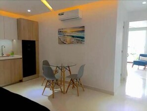 Dining - One-Bedroom Gem in Playa del Carmen (Playa del Carmen)