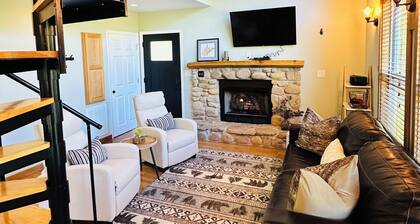 Hooting Hollow Cabin formely known as "Living Water Cabin"