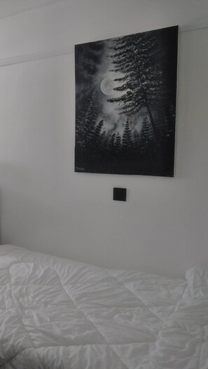 1 quarto, ferros/tábuas de passar roupa, Wi-Fi, roupa de cama