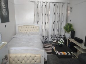 1 sovrum, strykjärn/strykbräda, wi-fi och sängkläder