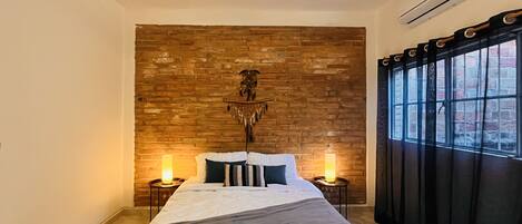 1 bedroom, in-room safe, iron/ironing board, free WiFi