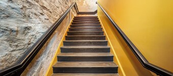 Walk to Stone Mountain Park! Historic Loft in Downtown Stone Mountain