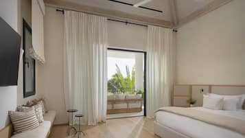 Villa | 5 bedrooms, premium bedding, down duvets, in-room safe