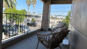 Unclassified image, 2 of 11, button - Cozy 2-bedroom condo with WiFi, AC in peaceful Oceanside (Oceanside)