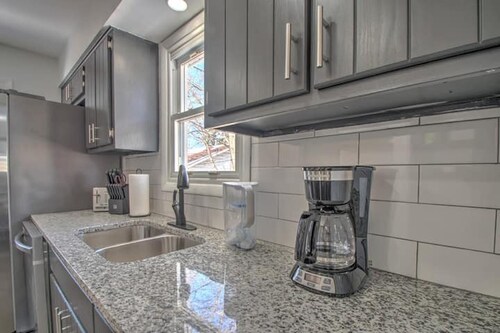 Home Near BP Refinery-Whiting