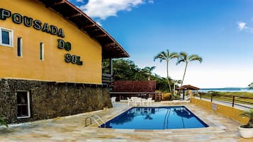 Classic Double or Twin Room | Terrace/patio