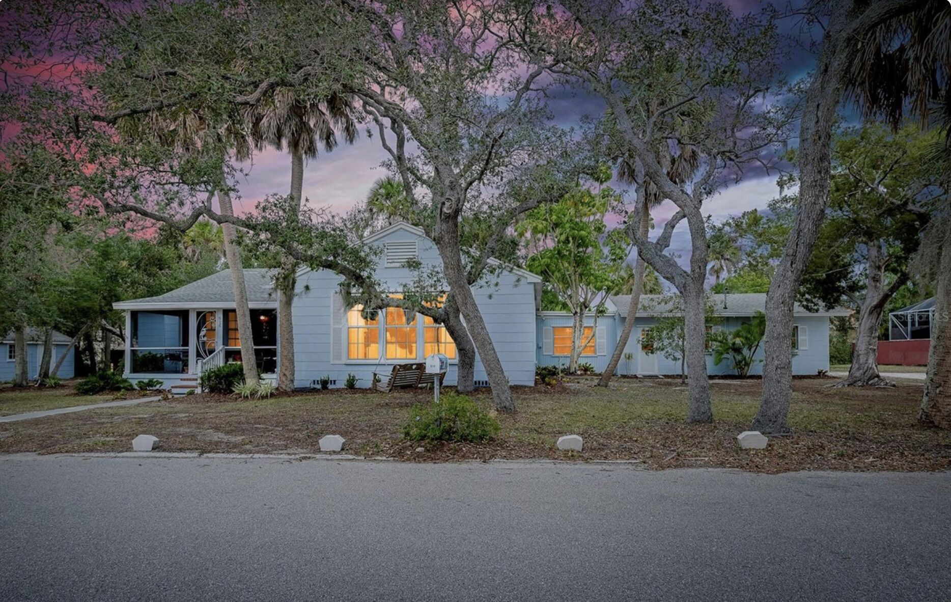 Ideally located a stone's throw from the ocean with charming old Florida vibe. 
