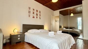 2 chambres, lit parapluie, Wi-Fi, draps fournis