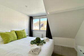 3 chambres, lit parapluie, Wi-Fi, draps fournis