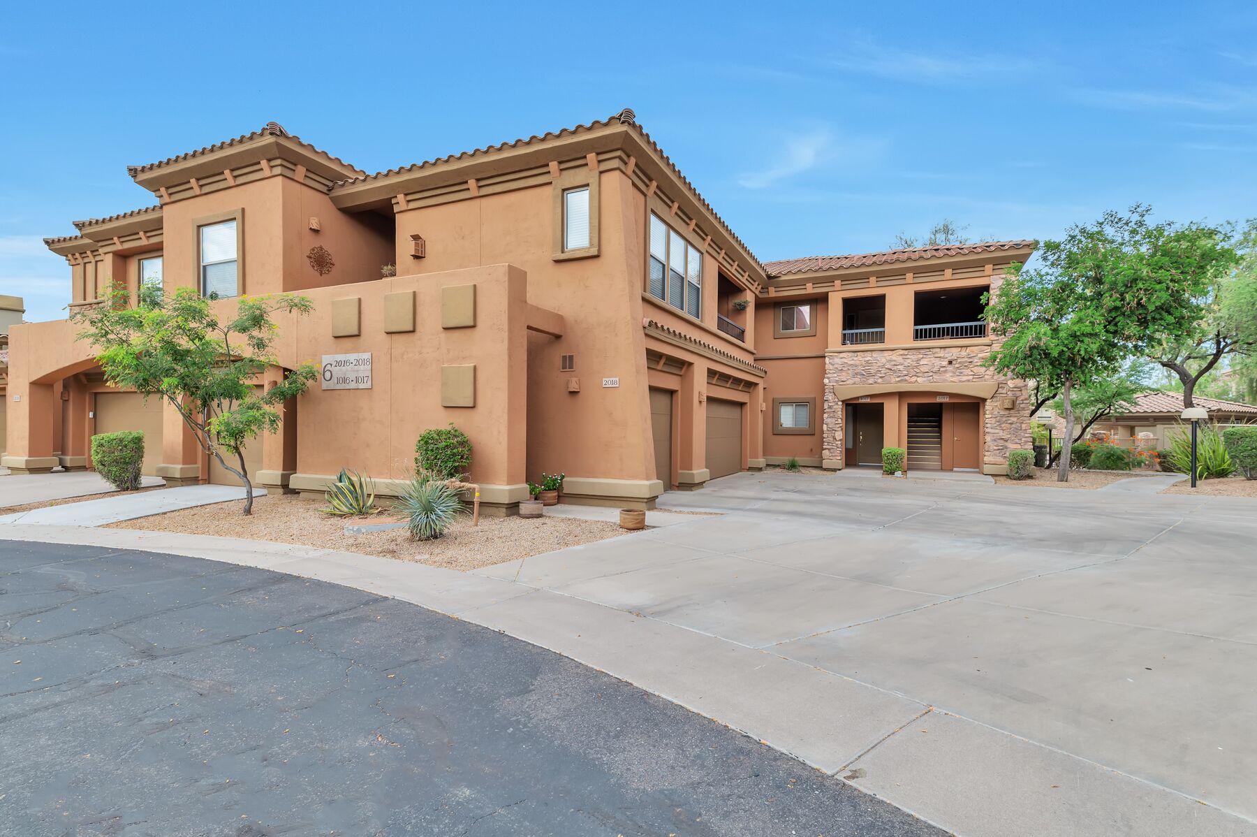 Charming Fully Furnished Grayhawk North Scottsdale Condo