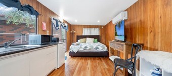 FamParadise: Pool, Cabin, Garden, Peace & More !