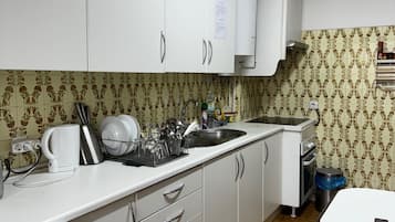 Fridge, microwave, dishwasher, blender
