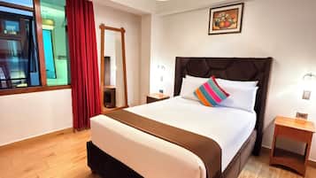 Habitación doble estándar | Escritorio y wifi gratis