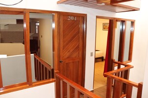 Escritorio y wifi gratis 