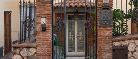 DĂ©tail de lâextĂ©rieur