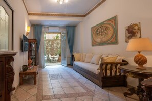 Smart TV - (Casa d’arte Taormina) Alloggio con Patio+Parking (Taormina)